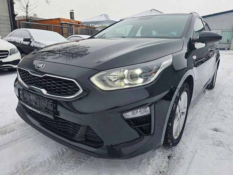 Schwarz Gebraucht 2021 Kia ProCeed Limousine | 12.500 € (Guter Preis) - Bild 1/4