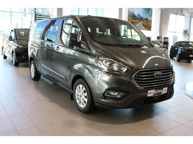 Grau Gebraucht 2018 Ford Tourneo Custom Trend Kombi | 28.980 € (Teuer) - Bild 1/4
