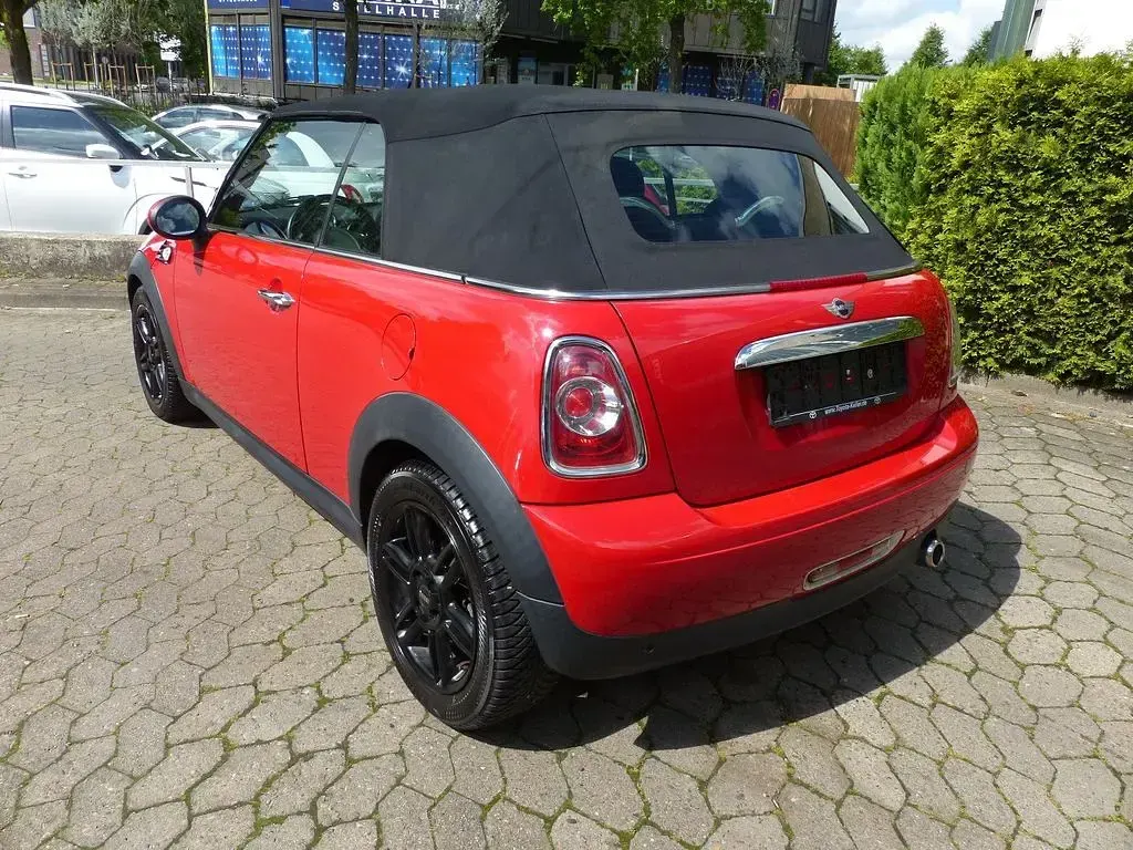 Gebraucht Mini Cooper D Cabriolet 111 PS (81 kW) 2013 Rot Cabrio