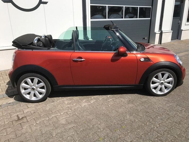 Gebraucht Mini One Cabriolet 98 PS (72 kW) 2010 Orange Cabrio