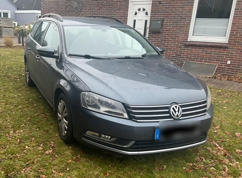 Grau Gebraucht 2013 VW Passat Kombi | 4.499 € (Superpreis) - Bild 1/4