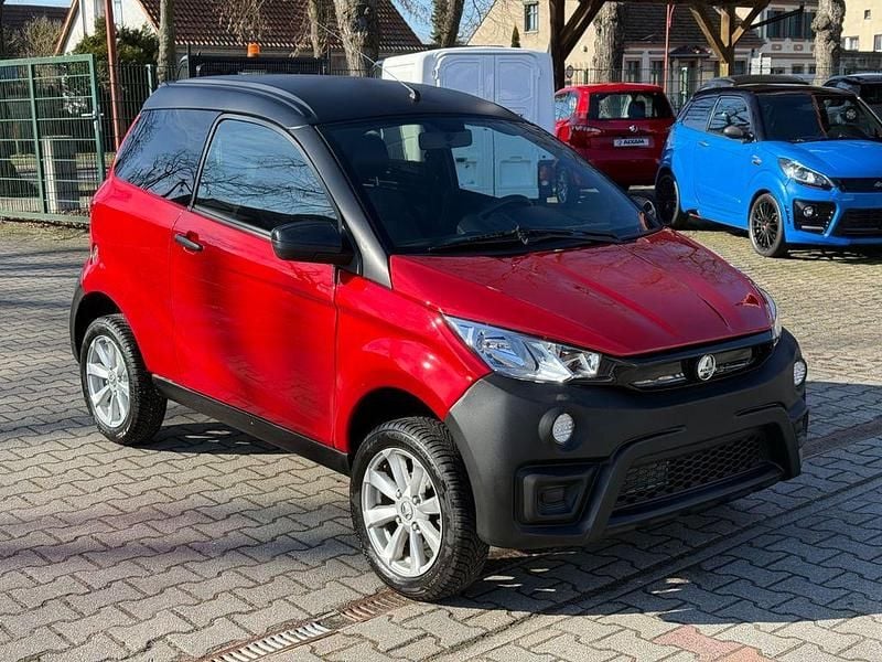 Second-hand Aixam Crossline 2023 Roșu Hatchback