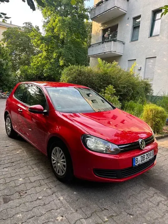 Gebraucht VW Golf VI Comfortline 80 PS (58 kW) 2010 Rot Limousine