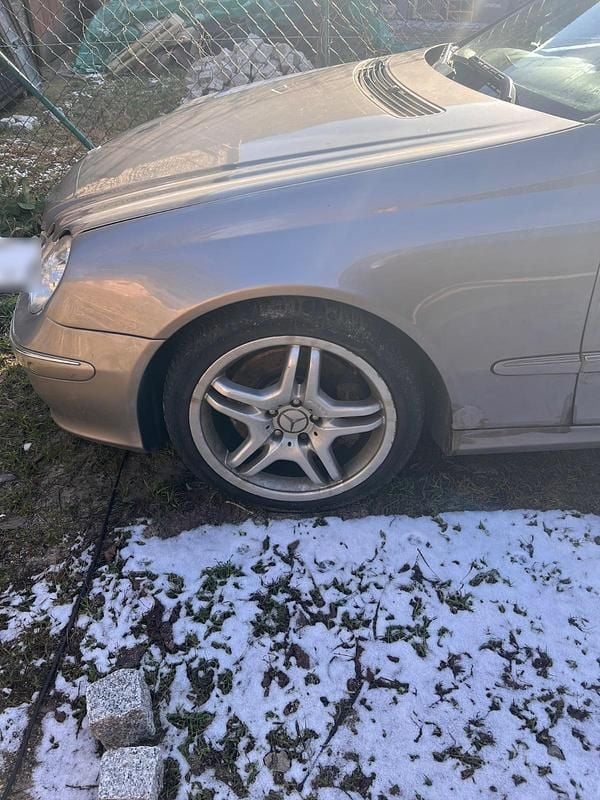 Gebraucht Mercedes CLK500 306 PS (225 kW) 2003 Silber Coupé
