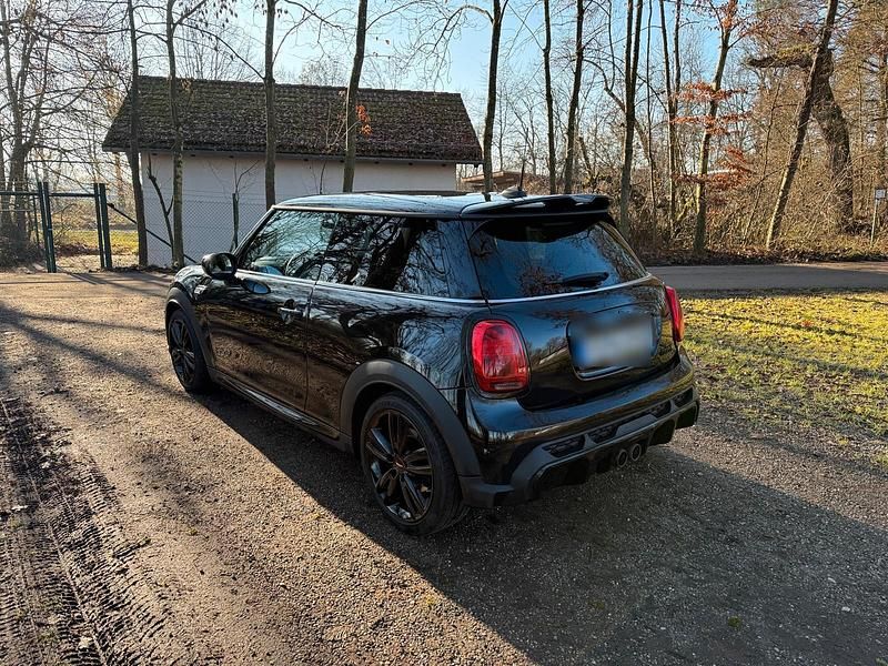 Gebraucht Mini John Cooper Works 178 PS (130 kW) 2021 Schwarz Kleinwagen