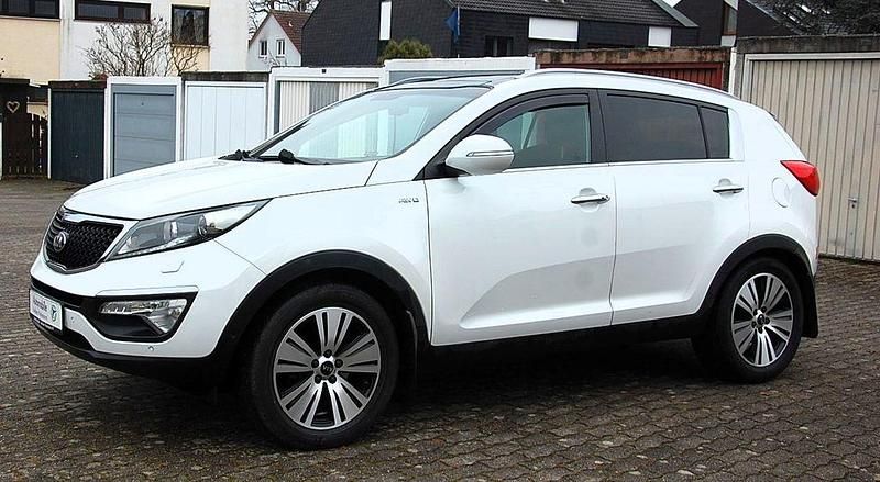 Weiß Gebraucht 2014 Kia Sportage Platinum Edition SUV | 8.980 € (Guter Preis) - Bild 1/4