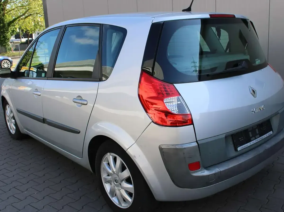 Gebraucht Renault Scenic E-Tech Exception 131 PS (96 kW) 2007 Platingrau Van / Kleinbus