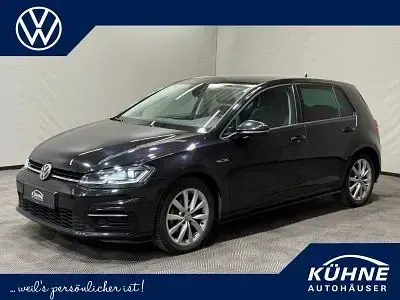 Używany VW Golf VII Highline 150 KM (110 kW) 2019 Sedan/Limuzyna