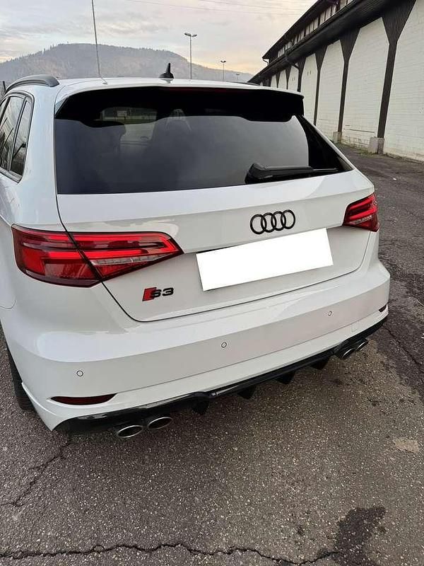 Gebraucht Audi S3 Ambiente 300 PS (220 kW) 2019 Weiß Kombi