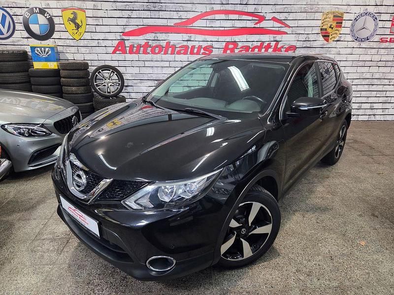Schwarz Gebraucht 2014 Nissan Qashqai Acenta SUV | 7.990 € (Fairer Preis) - Bild 1/4