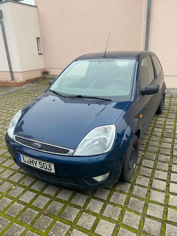 Blau Gebraucht 2005 Ford Fiesta Limousine | 1.200 € (Guter Preis) - Bild 1/4