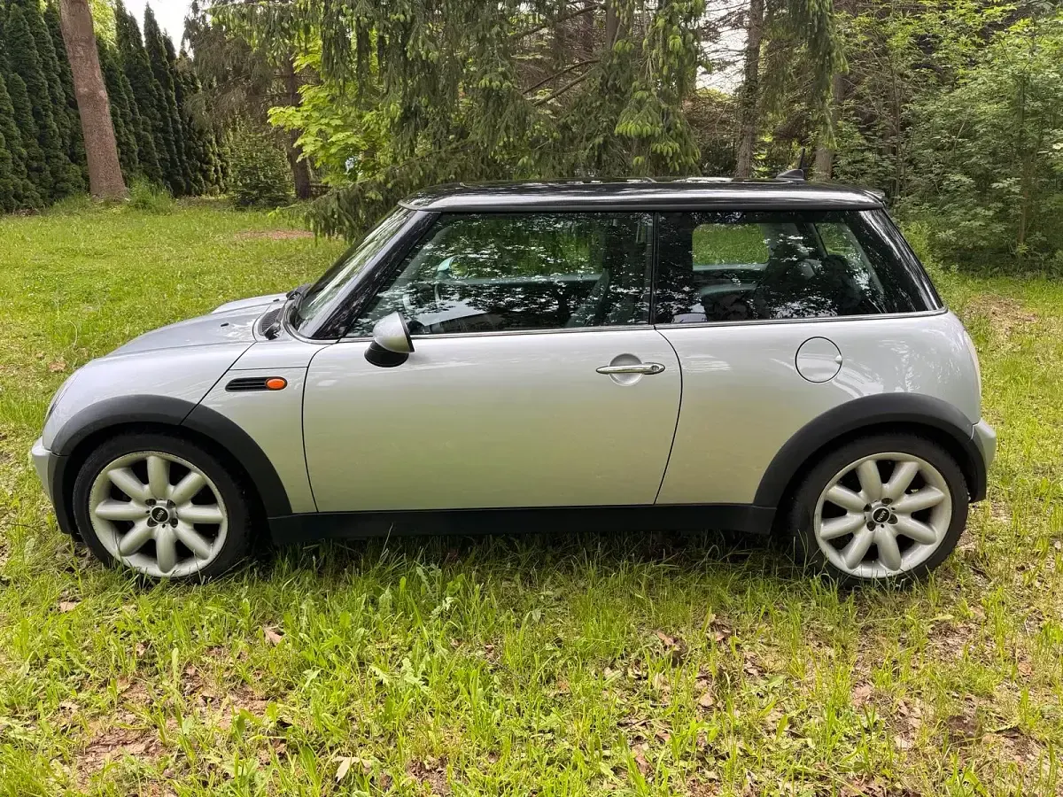 Occasion Mini Cooper 115 PK (84 kW) 2005 Zilver Hatchback