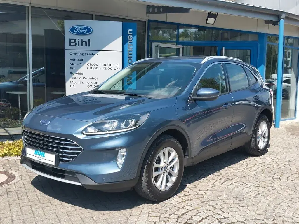 Gebraucht Ford Kuga Titanium 224 PS (164 kW) 2022 Chromablau metallic SUV