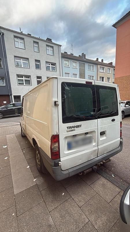 Usado Ford Transit 86 CV (63 kW) 2010 Blanco Monovolumen