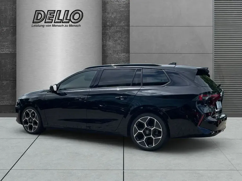 Gebraucht Opel Astra Ultimate 131 PS (96 kW) 2024 Schwarz Kleinwagen