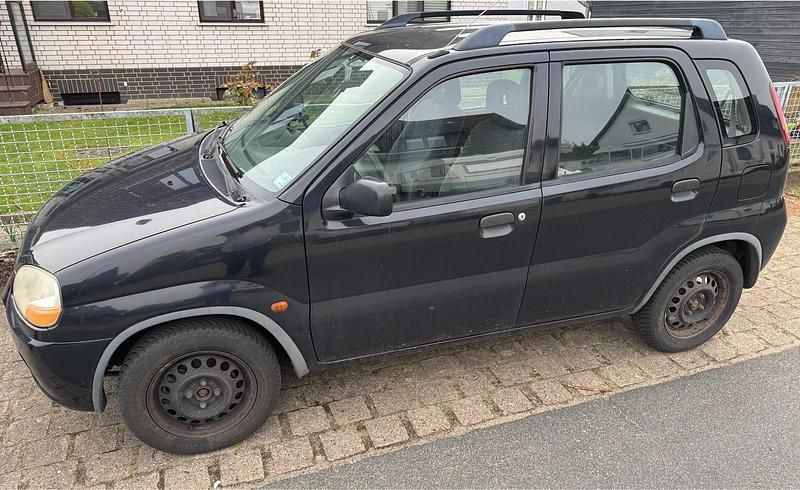 Second-hand Suzuki Ignis 2003 Negru Hatchback
