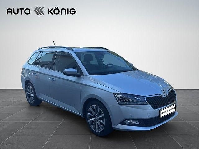 Brillantsilber metallic Gebraucht 2022 Skoda Fabia Ambition Kleinwagen | 18.990 € (Etwas zu teuer) - Bild 1/4