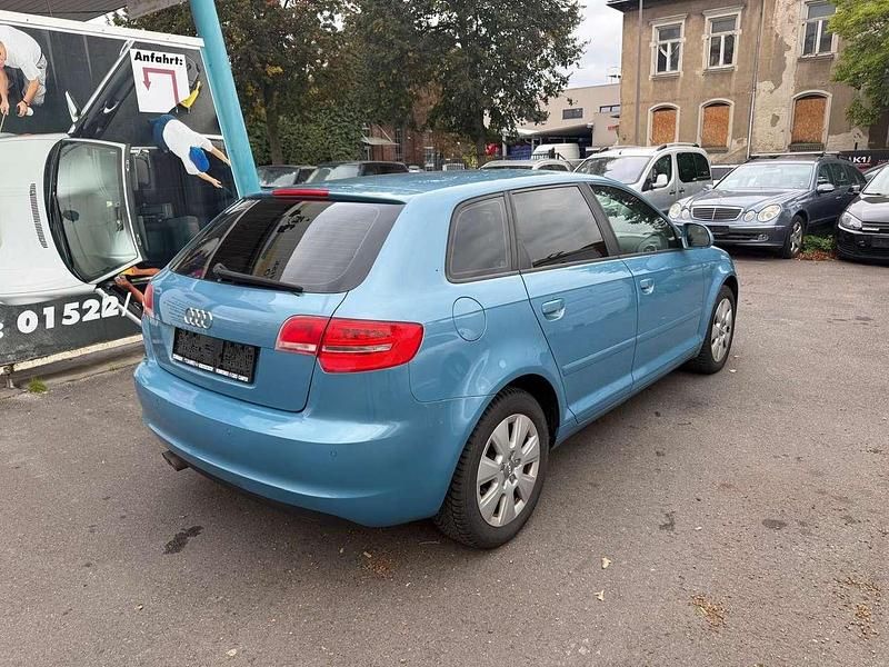 Gebraucht Audi A3 Sportback Ambiente 140 PS (102 kW) 2008 Blau Kleinwagen