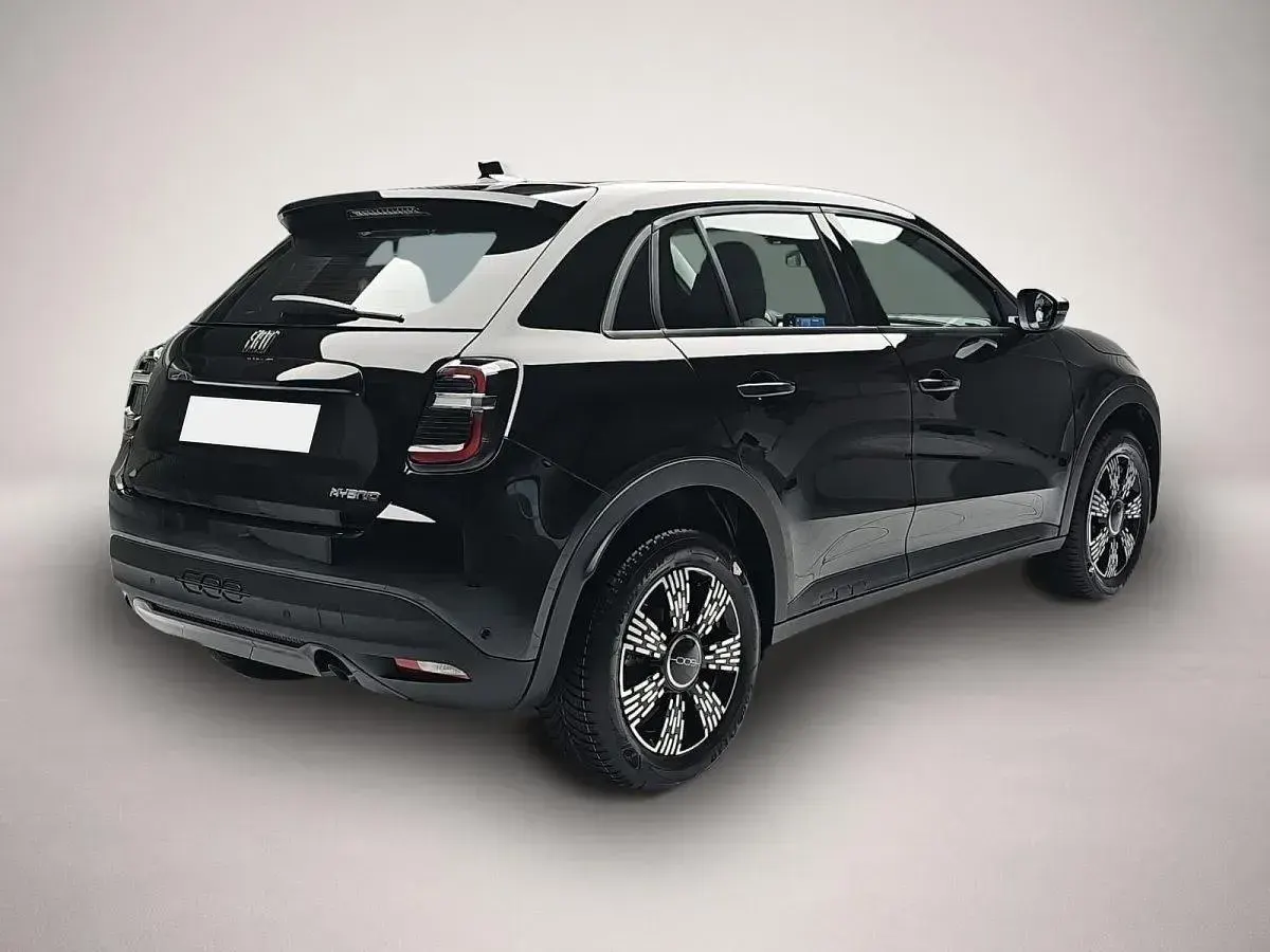 Neu Fiat 600 Pop 110 PS (80 kW) 2026 Manufacturer SUV