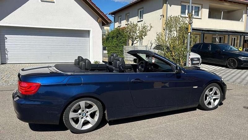 Gebraucht BMW 325 Cabriolet 204 PS (150 kW) 2011 Cabrio