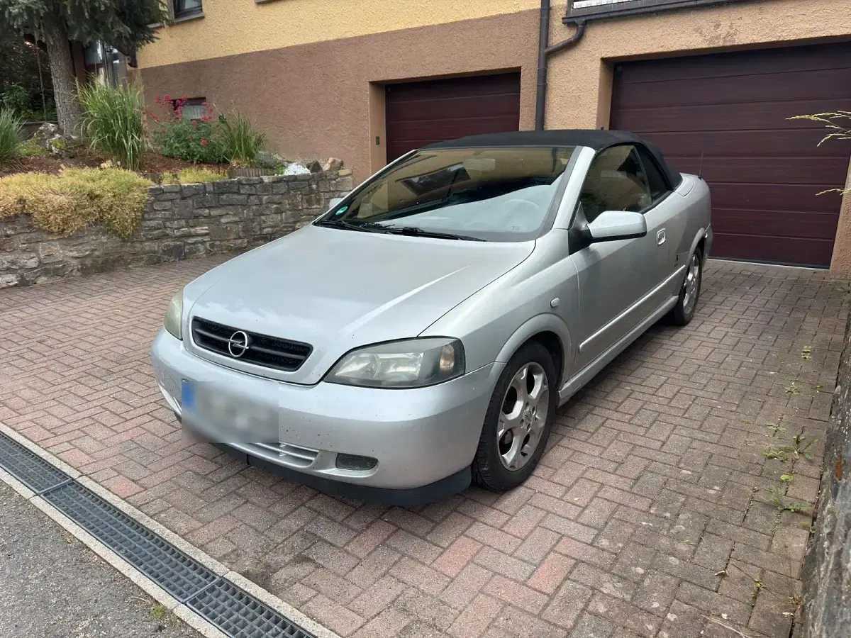 Gebraucht Opel Astra 103 PS (75 kW) 2005 Grau Cabrio