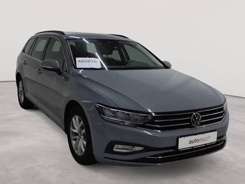 Mondsteingrau Gebraucht 2022 VW Passat Business Kombi | 20.990 € (Guter Preis) - Bild 1/4