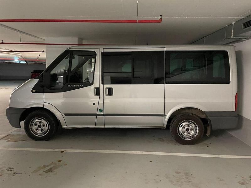 Gebraucht Ford Tourneo 140 PS (102 kW) 2009 Grau Van / Kleinbus