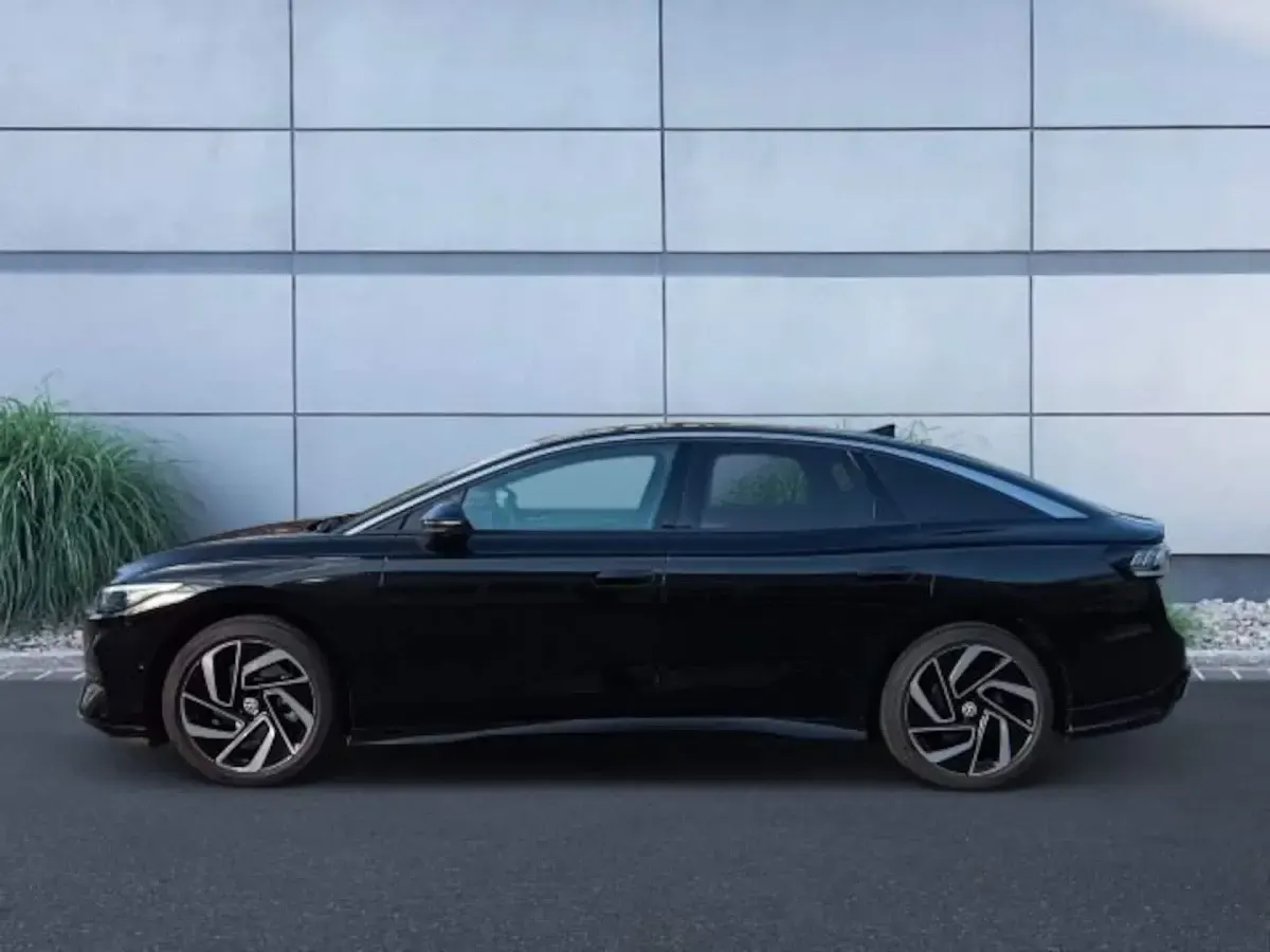 Używany VW ID.7 Pro 210 kW (286 KM) 2024 Czarny Hatchback