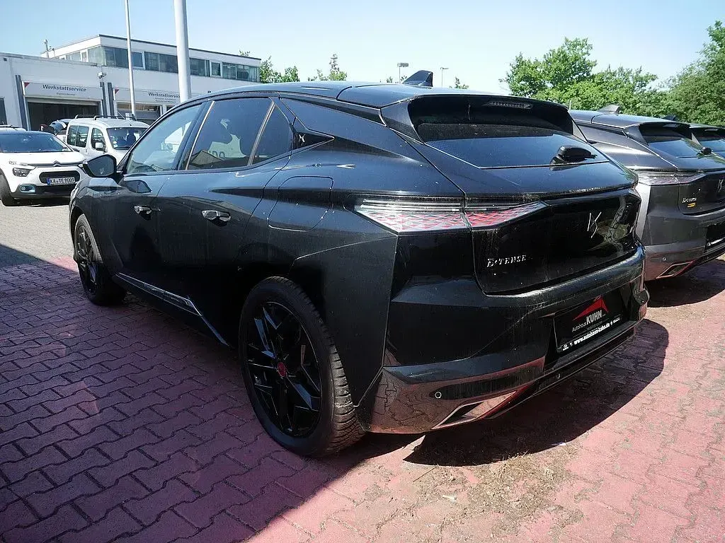 Gebraucht DS Automobiles DS4 Performance Line Plus 224 PS (164 kW) 2022 Schwarz SUV