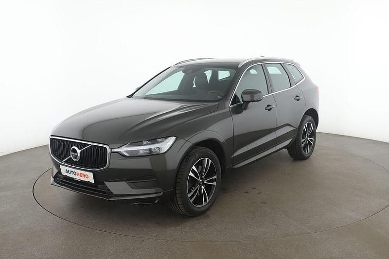 Grün Gebraucht 2019 Volvo XC60 Momentum SUV | 29.890 € (Guter Preis) - Bild 1/3