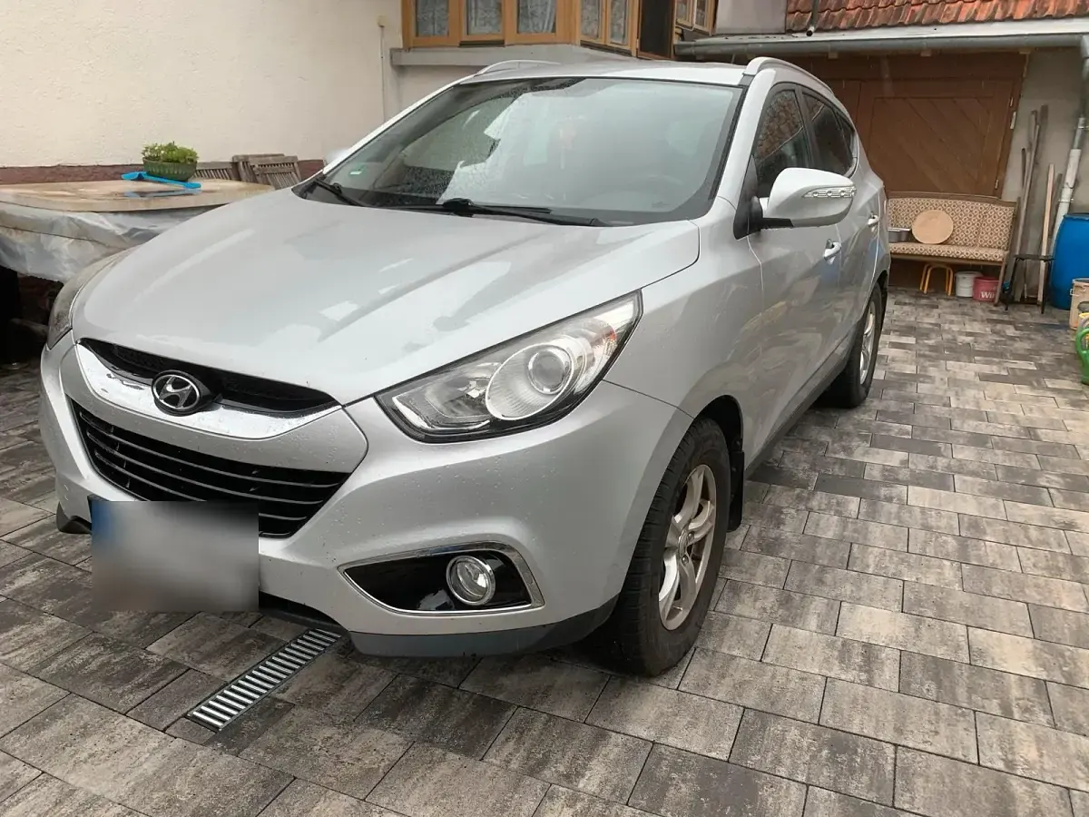 Gebraucht Hyundai ix35 Edition 136 PS (100 kW) 2013 Silber SUV