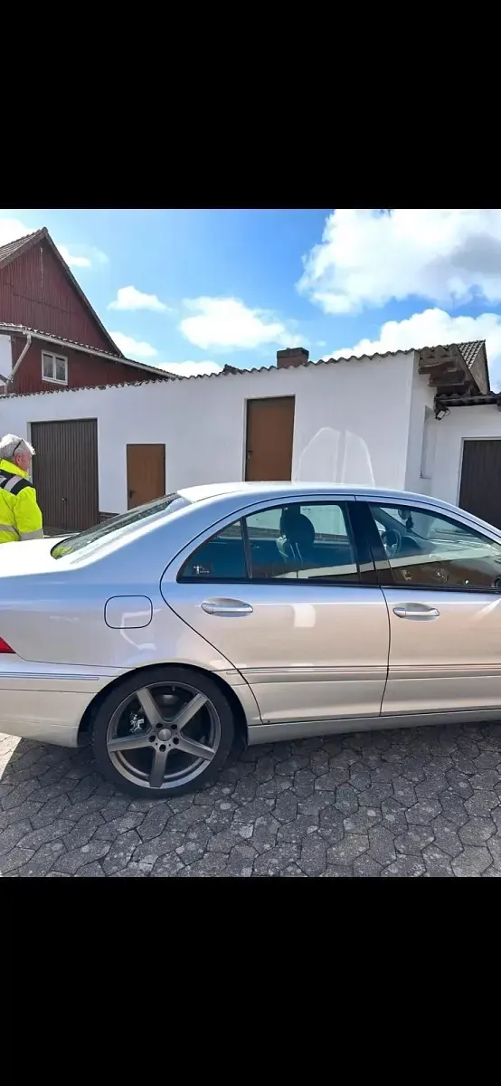 Gebraucht Mercedes C180 143 PS (105 kW) 2004 Silber Limousine