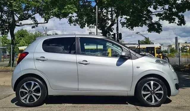 Gebraucht Citroën C1 72 PS (52 kW) 2018 Silber Kleinwagen