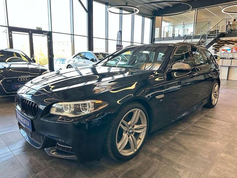 Gebraucht BMW 550 381 PS (280 kW) 2017 Carbonschwarz Kombi