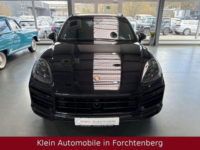 Gebraucht Porsche Cayenne Turbo 549 PS (403 kW) 2018 Schwarz SUV