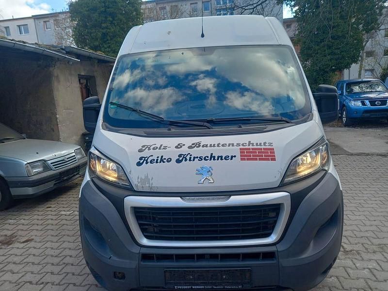 Gebraucht Peugeot Boxer 131 PS (96 kW) 2016 Weiß Van