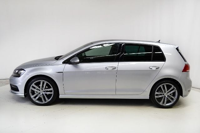Gebraucht VW Golf VII R-line 150 PS (110 kW) 2016 Silber metallic Limousine