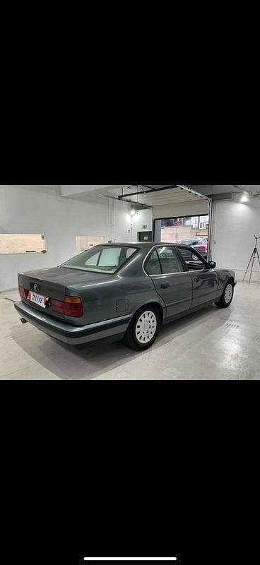 Gebraucht BMW 524 115 PS (84 kW) 1992 Blau Limousine