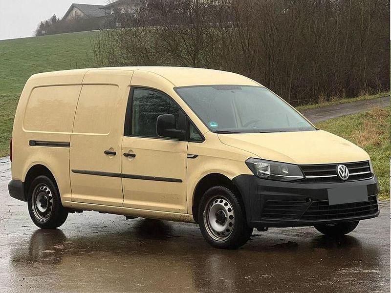 Gebraucht VW Caddy Maxi 125 PS (91 kW) 2018 Beige Van / Kleinbus