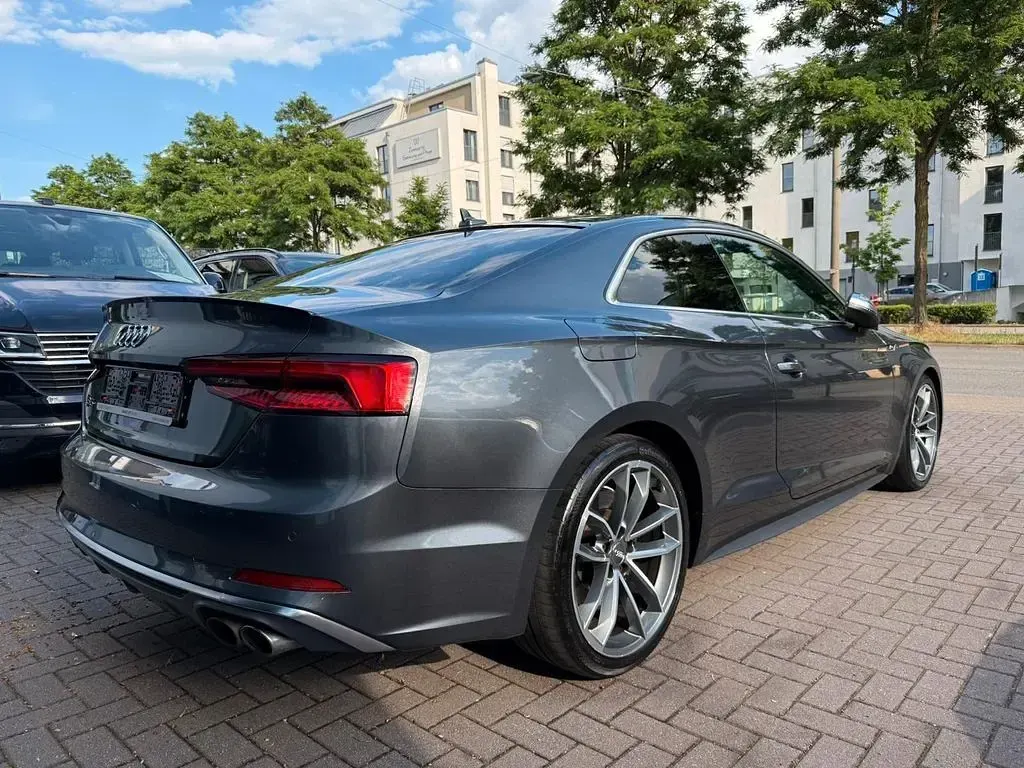 Gebraucht Audi S5 Sport 354 PS (260 kW) 2017 Grau Coupé