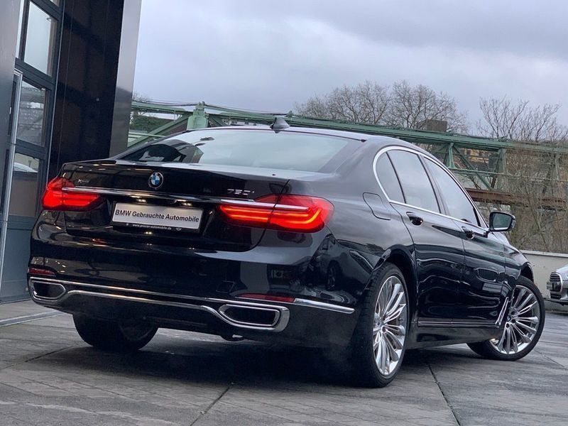 Bmw 750 бумер