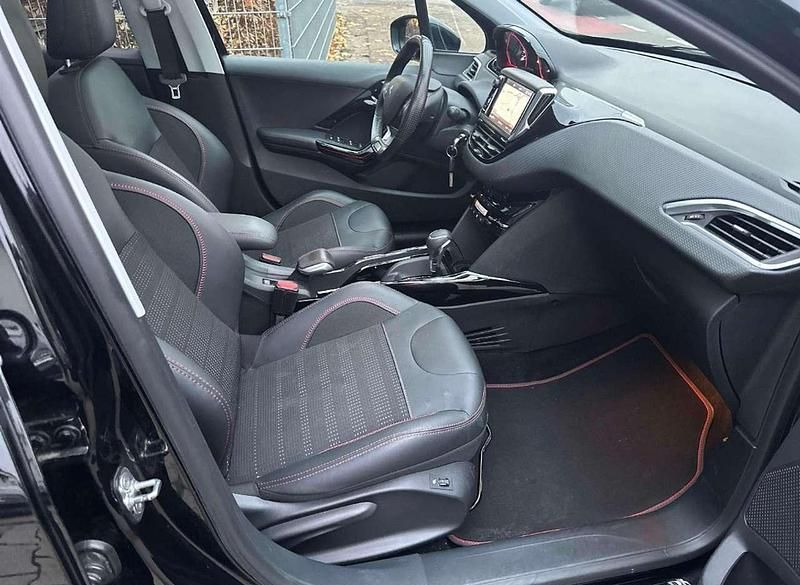 Gebraucht Peugeot 2008 110 PS (80 kW) 2017 Schwarz SUV