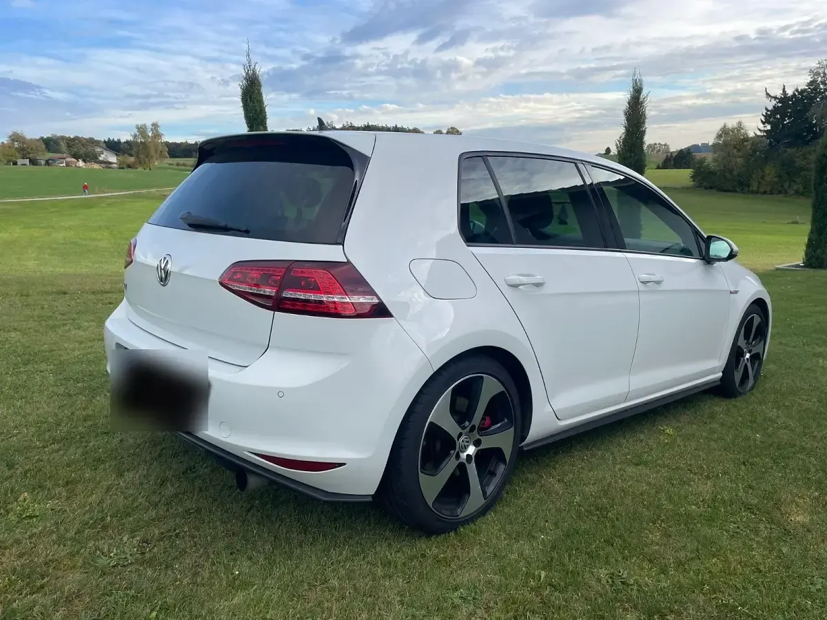 Gebraucht VW Golf VII GTI 230 PS (169 kW) 2013 Weiß Limousine