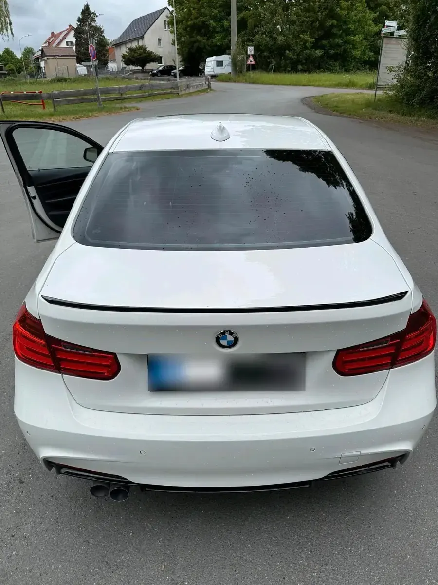 Gebraucht BMW 320 M Sport 184 PS (135 kW) 2013 Weiß Limousine