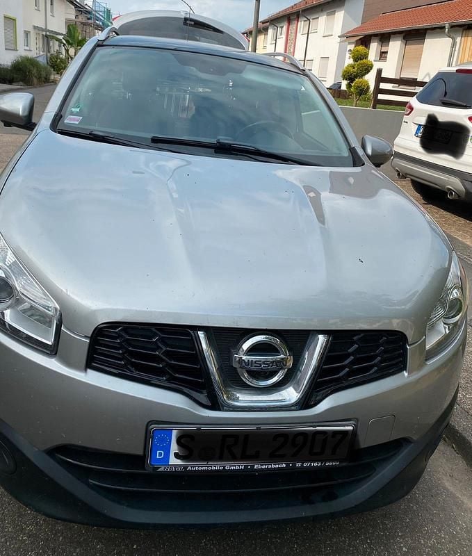 Silber Gebraucht 2012 Nissan Qashqai SUV | 5.300 € (Superpreis) - Bild 1/4