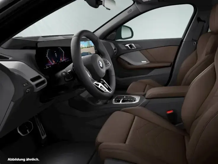 Gebraucht BMW 120 M Sport 163 PS (119 kW) 2025 Saphirschwarz metallic Kleinwagen