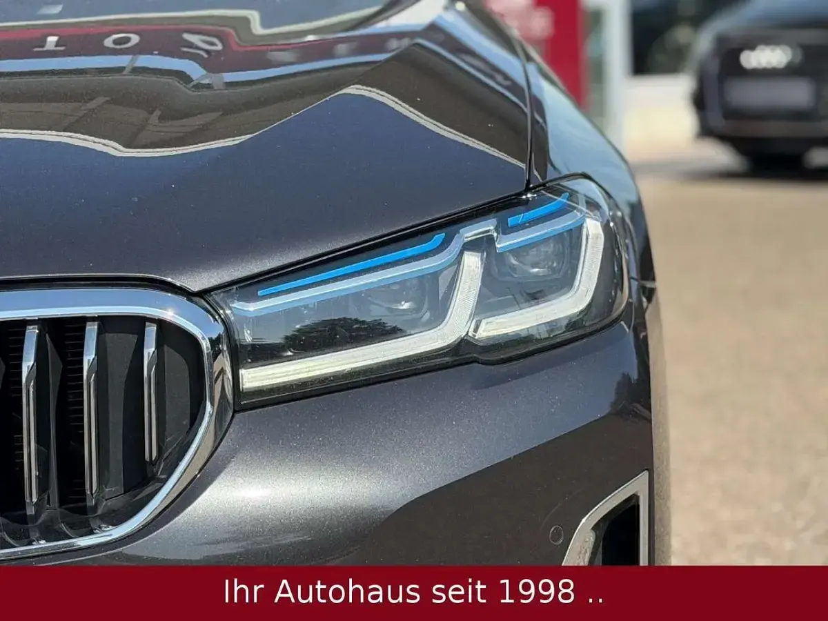 Gebraucht BMW 520 Luxury Line 190 PS (139 kW) 2023 Grau Limousine