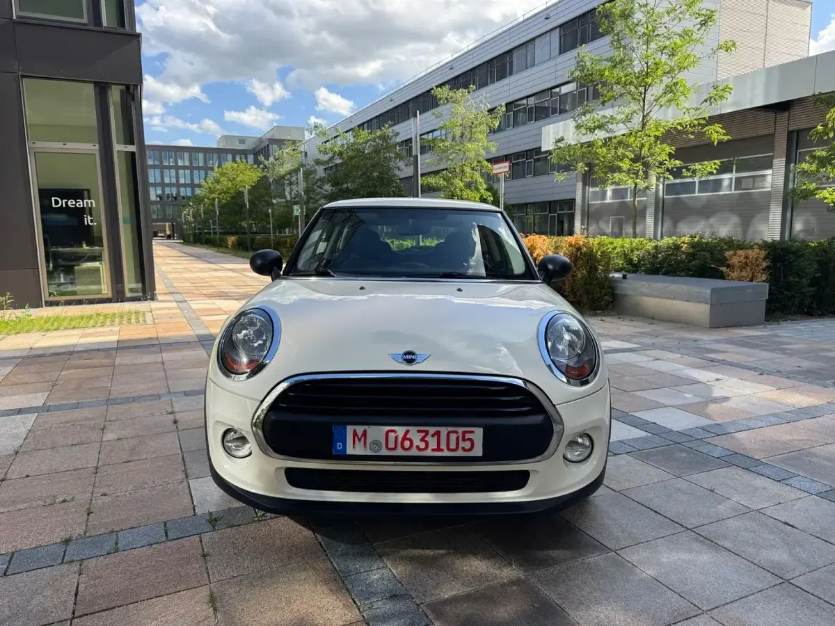 Gebraucht Mini ONE 102 PS (75 kW) 2015 Weiß Kleinwagen
