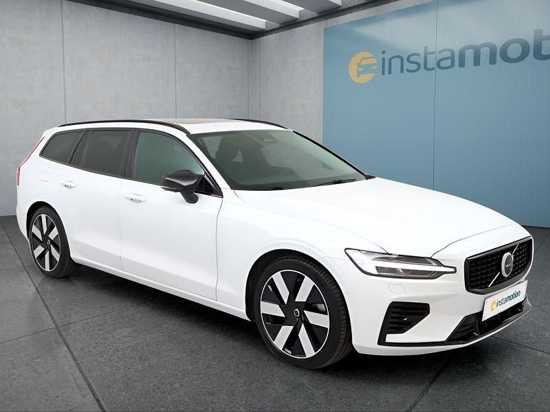 Gebraucht Volvo V60 455 PS (334 kW) 2025 Weiß Kombi