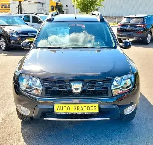 Gebraucht Dacia Duster Black Shadow 125 PS (91 kW) 2017 Schwarz SUV